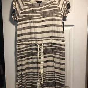 Daisy Fuentes Mid Length Dress